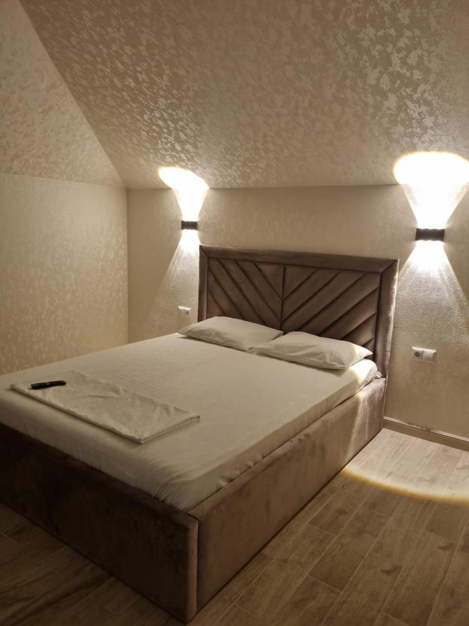 Гостинично-Банный Комплекс Майами Люкс Hotel คอสตาเนย์ ภายนอก รูปภาพ